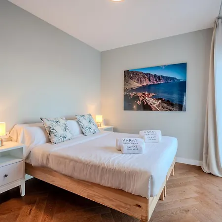 Karat Sound Of The Sea Villa *